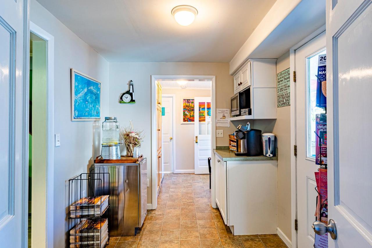 Island Guesthouse And Motel Obx マンテオ エクステリア 写真